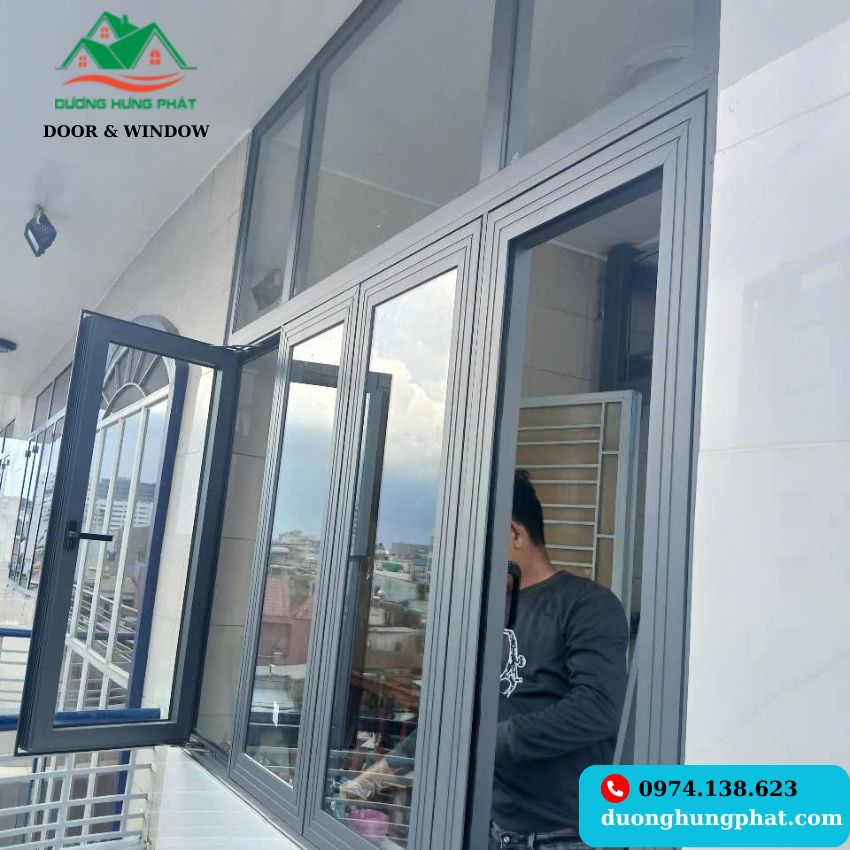 Cửa sổ mở quay nhôm Xingfa phường Bến Nghé